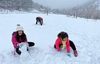 Osmaniye’de kar kimine çile kimine eğlence oldu