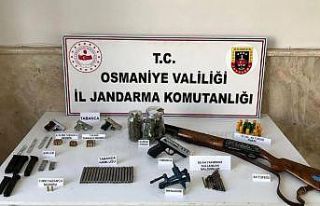 Otomobile silahlı saldırı düzenleyenlerin evinden...