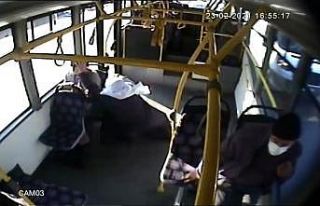 (Özel) Ani firen yapan otobüste savrulup yere düşen...