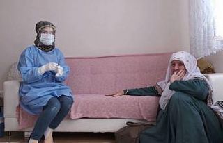 (Özel) İkinci doz aşıyı olan Fatma Nine: “Rabbim...