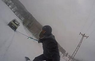 (Özel) Köyde snowboard keyfi