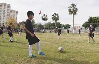 Pandeminin olumsuz etkilerini sporla atıyorlar
