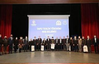 Pelitli konut bölgesinde tapular verildi