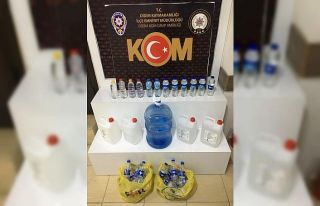 Pet şişede ev yapımı alkole baskın