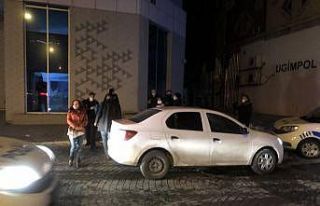 Polisten kaçan ehliyetsiz sürücü ve 3 arkadaşı...