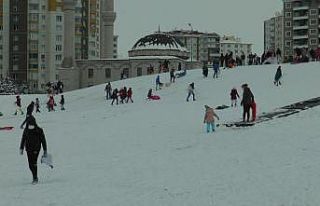 Poşetini tepsisini leğenini alan ‘Beleştepe’ye...