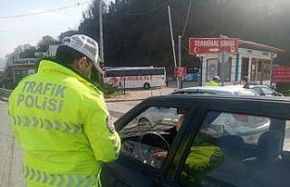 Radar cezası yiyen sürücü kolonya ile teselli...