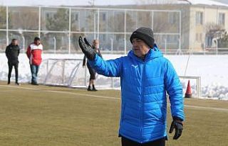 Rıza Çalımbay: “Rizespor maçı çok kritik”