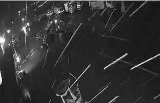 Rize’de keçi sürüsünü fark etmeyen sürücü...