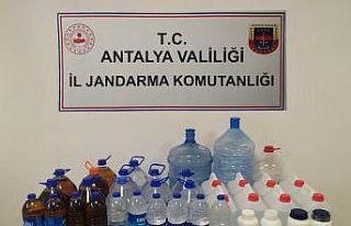 Sahte alkol üreticilerine jandarma baskını: 2 gözaltı