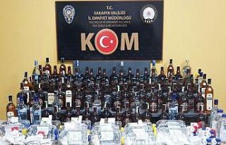 Sakarya’da 109 şişe gümrük kaçağı alkol ele...