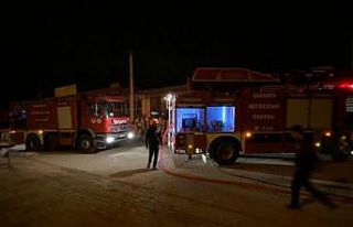 Sanayi sitesi bölgesindeki çıkan yangın büyümeden...