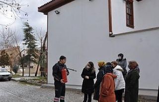 Sandıklı itfaiyesi yangın eğitimlerine devam ediyor