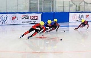 Short Track Federasyon Kupası’nda ETÜ’ye 4 madalya