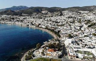 Sıcak havayı gören sahile akın etti