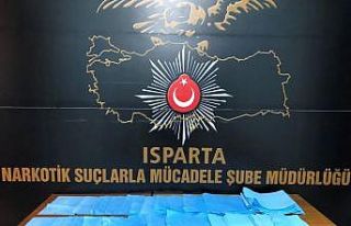 Sırt çantasında 238 bin 140 kullanımlık uyuşturucu...