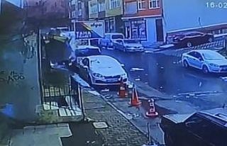 Şişli’de balkonun çöktüğü anlar kamerada