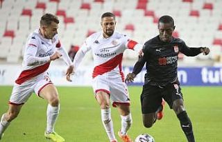 Sivasspor ile Antalyaspor yarı final için mücadele...