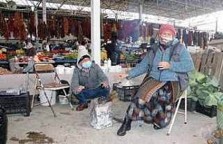 Soğuk, pazarcıları vurdu