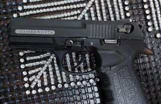 Sosyal medyadan silah fotoğrafı paylaşımına gözaltı