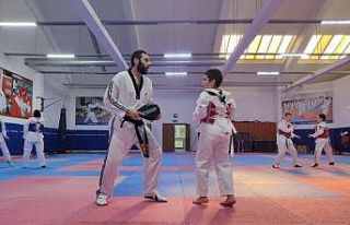 Sporculuktan antrenörlüğe geçerek yeni sporcular...