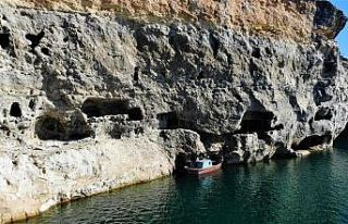 Sular çekilince Hastek Kalesi gün yüzüne çıktı