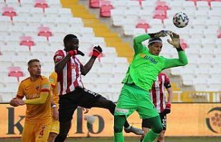 Süper Lig: DG Sivasspor: 2 - Kayserispor: 0 (Maç...