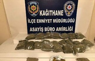 Süpürgenin içinden uyuşturucu madde çıktı