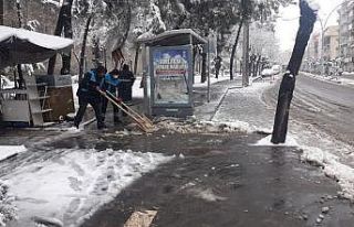 Sur Belediyesinden karla mücadele çalışmaları