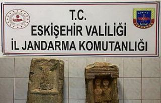 Tarlalarını sürerken buldukları Roma dönemine...