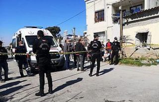Tarsus’ta 2 kardeş yanarak öldü