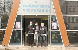 Tartıştığı ev arkadaşını öldüren zanlı...