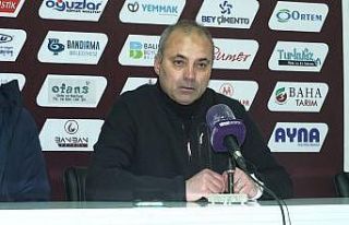 Teknik Direktör Sözeri’den maçın hakemlerine...