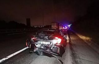 TEM’de 3 araç çarpıştı: 2 yaralı