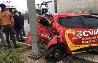 Tır sürücü adayının kullandığı araca çarptı:...