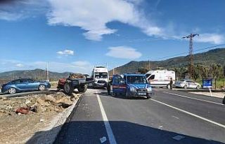 Tire-Belevi yolunda feci kaza: 2 yaralı