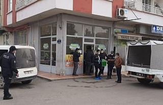 Tostçuda alacak verecek kavgası: 1 ölü