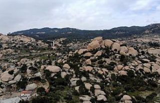Türkiye’nin en yaşlı kayalarıyla dikkat çeken...