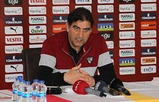 Ünal Karaman: "Oyunun her iki yönünü de oynayan...