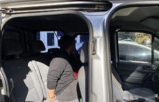 Ünlü oyuncu Oya Okar’ın evine giren hırsızlar...