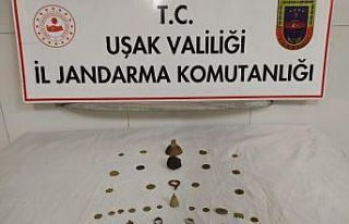 Uşak’ta Roma dönemine ait 22 adet sikke ve 9 adet...