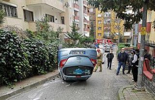 Üsküdar’da yokuş aşağı inen kadın sürücü...