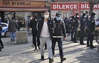 Uyuşturucu operasyonunda gözaltına alınan 9 kişi...