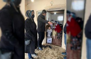 Uyuşturucuyla mücadele ekibinden yetimlere gıda...