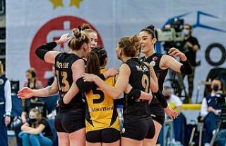 VakıfBank, namağlup çeyrek finalde