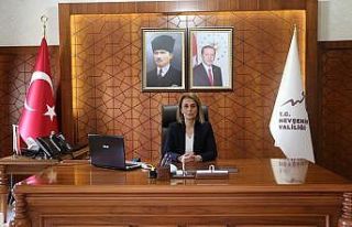 Vali Becel, Regaib Kandilini kutladı