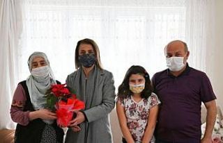 Vali Becel, şehit ailesini ziyaret etti