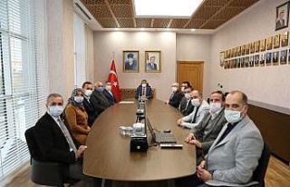 Vali Çelik: "24 saat yanınızda ve emrinizdeyim"