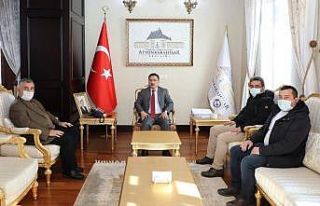 Vali Gökmen Çiçek, İHA heyetini kabul etti