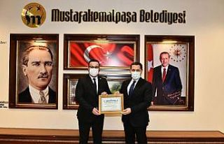Vali Masatlı’ya fahrî hemşehrilik beratı